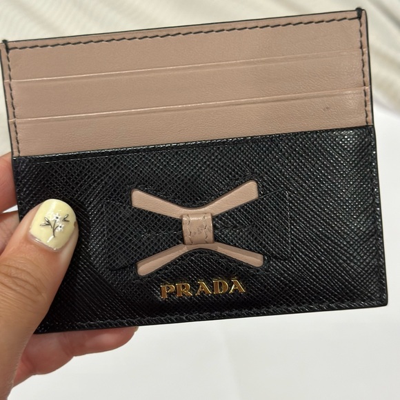 PRADA Card Case/Business Holder SAFFIANO/Black 1MC025 in PHENOMENAL CONDITION - Picture 1 of 4
